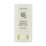Matte Sun Stick Mugwort + Camelia